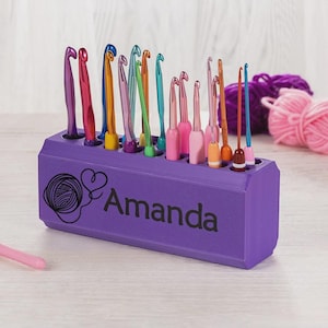 Custom Name Crochet Hook Holder | Yarn Ball Design Organizer for 17 Hooks | Knitting or Corchet Supplies Storage, Crochet Lover Custom Gift