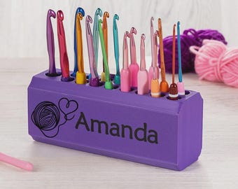 Custom Name Crochet Hook Holder | Yarn Ball Design Organizer for 17 Hooks | Knitting or Corchet Supplies Storage, Crochet Lover Custom Gift