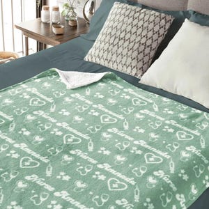 Personalized Nurse Blanket, Flannel Fleece Throw for RN LPN NP, Graduation & Appreciation Gift for Nurses, Medical Staff Cozy Gift