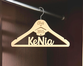 Custom Graduation Hanger for Class of 2025, Personalized Name & Year Wooden Gown Hanger + Stole Display, Perfect Gift for Graduates