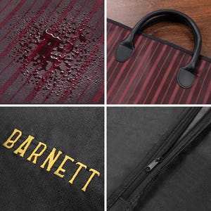 Puede incluir: Una funda de ropa negra con rayas verticales rojas y un asa negra. La bolsa tiene cierre de cremallera y el nombre "BARNETT" bordado en dorado. La tela parece ser resistente al agua.