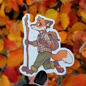 Wanderlust Fox Vinyl Aufkleber Matt/Glänzend | Niedlicher Pfadfinder Abenteurer Tier Aufkleber | Waldtier | Für Laptop, Notebook usw