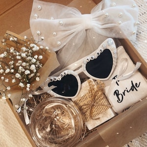 Braut-Geschenk-Box | Hochzeit | Verlobung | Herzlichen Glückwunsch | Paar | Nachhaltiges Schenken| Brautparty | Junggesellinen | Braut sein | Brautparty|