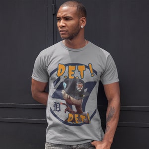DETROIT TIGERS TEES