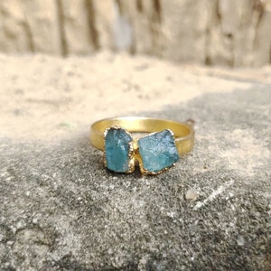 Raw apatite ring | Electroformed ring | Antique electroplated ring | Double birthstone engagement ring | Gold handmade ring | Promise Ring