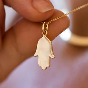 14K Gold Filled Hamsa Hand Necklace / Hand of Fatima Necklace / Hamsa Hand Charm Pendant / Yoga Necklace / Hand of God Jewelry / Mother Gift