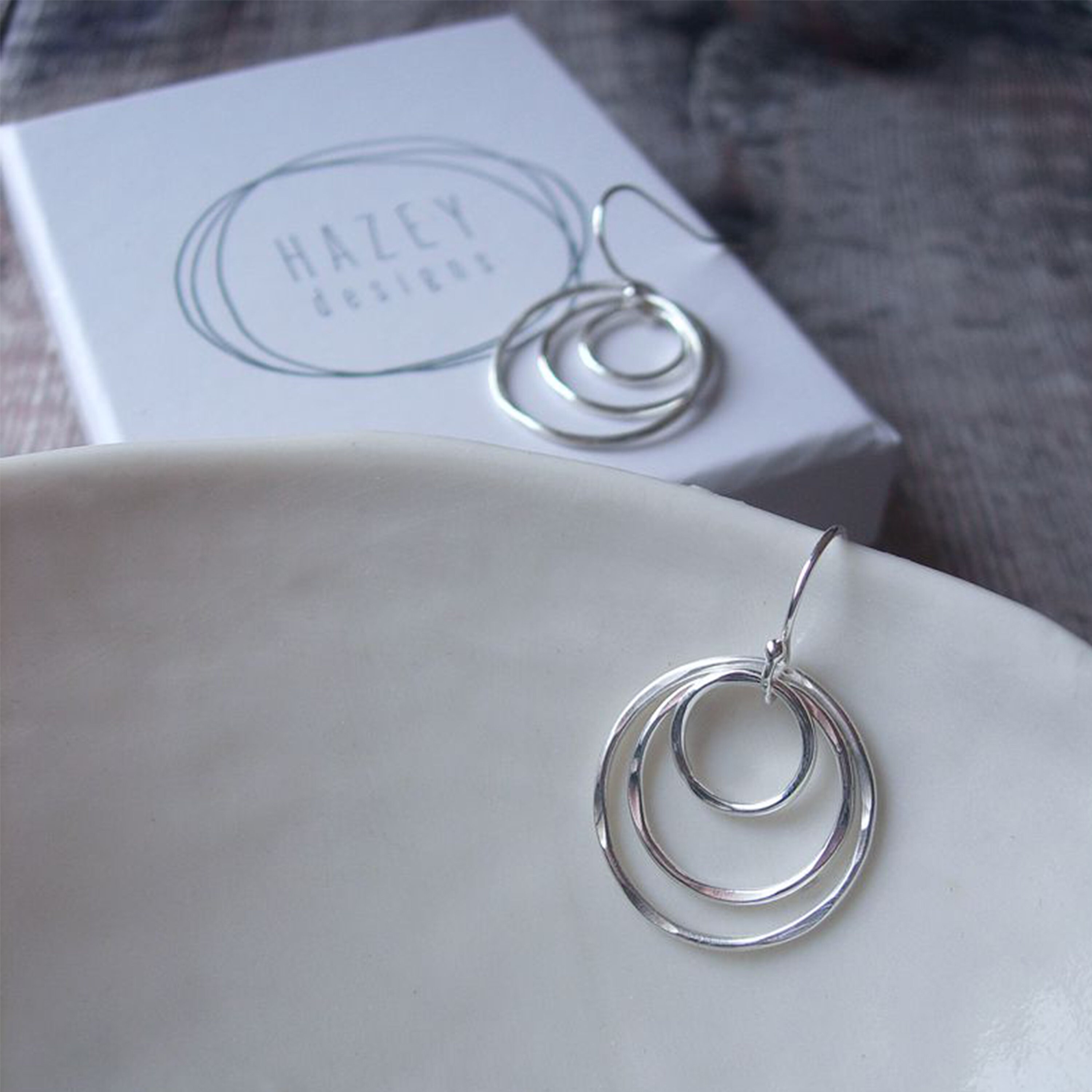 人気【TOU】silver925 triple circle earrings☆送料関税込 Sterling Silver Geometric Hoop Earrings, Triple Circle