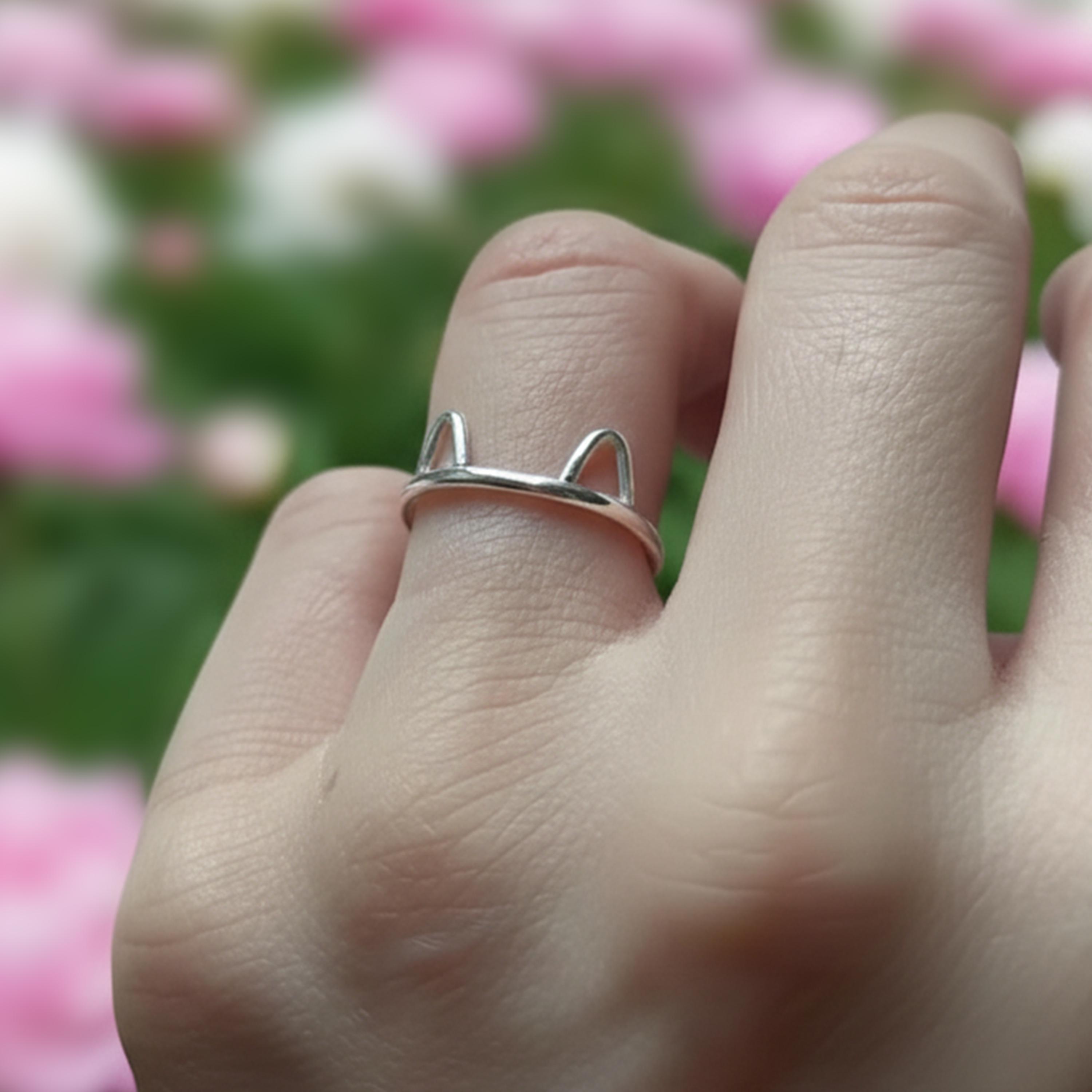 Dainty Silver Kitty Ring - Cat Ear Band - Animal Lover Gift - Pet