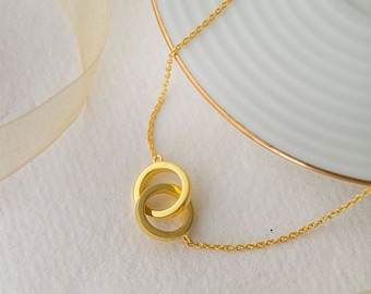 Handmade Sterling Silver Interlocking Circles Necklace – Infinity Pendant
