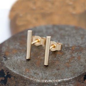 Gold Filled Petite Bar stud Earrings / Simple bar stud earrings / Minimalist bar studs / Bridesmaids Gifts / Gift for Mom / Small Bar Studs