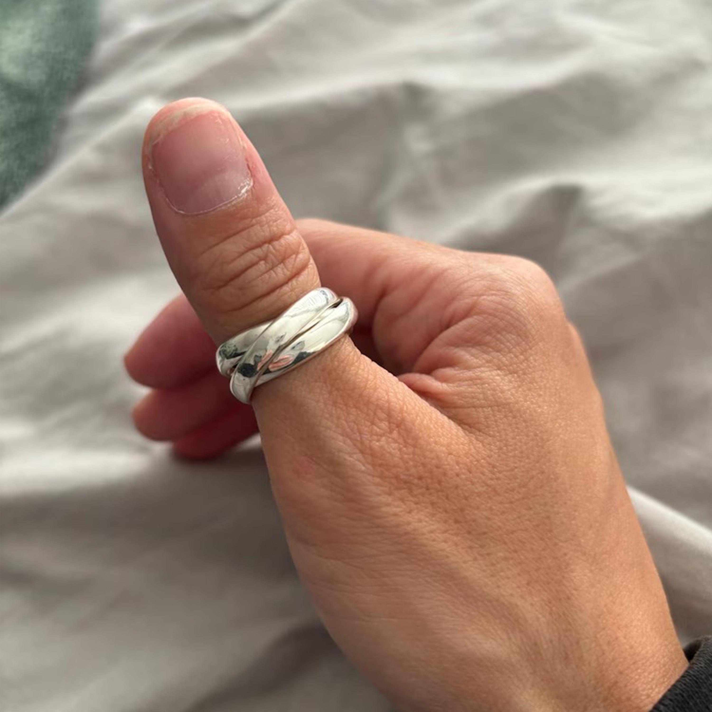 Handmade Sterling Silver Rolling Ring | Trinity Interlocking Band