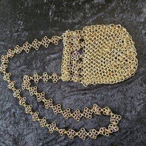 Gold Chainmail purse with purple highlights