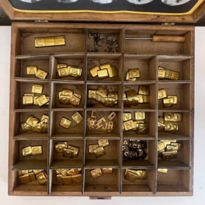 Vintage Samsonite Brass Initialgrams in Original Box with Advertising Page