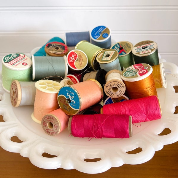 Vintage Thread Lots - 5 Vintage Spools by Color. Assorted Sizes and Thread Type. Hand Stitch, Stitch Meditation, Vintage Sewing Notions