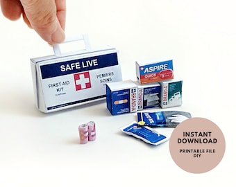 dollhouse setup First Aid Kit Medical box for Sick dolls   1:6 8 styles miniature items bandages
