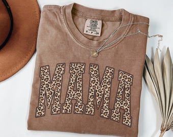 Camiseta Comfort Colors® para el Día de la Madre, Camiseta Leopardo Mamá