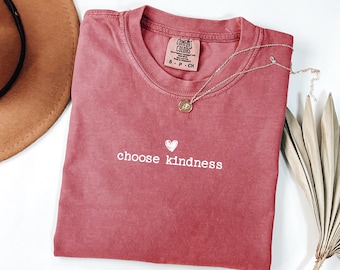 Camiseta Comfort Colors® "Elige la Amabilidad", "Sé Amable", "De Vuelta al Cole", "Maestros Retro", "Afirmación Positiva", "Regalo para Maestros Nuevos"