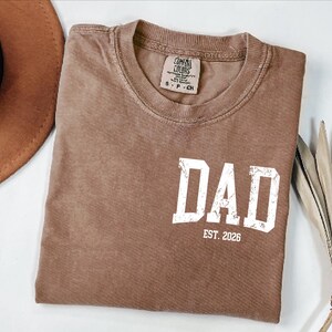 Comfort Colors® Custom Dad Shirt, Cute Fathers Day Gift, Christmas Gift For Dad, New Dad Shirt, Custom Dad Est Shirt, Gift for Grandpa zdjęcie 6