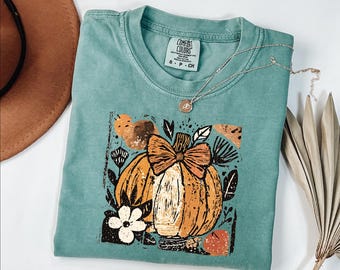 Comfort Colors® Retro Pumpkin Shirt, Womens Pumpkin Season, Pumpkin Patch Shirt, Floral Pumpkin Shirt