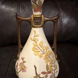 19th C. Royal Worchestor porcelain 10” gilt decorated handled vase, c. 1884