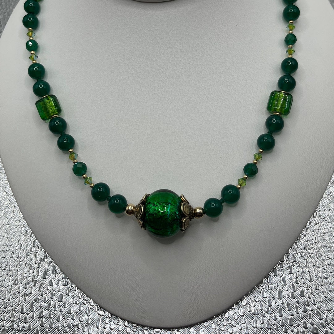 Agate Gemstone, Vintage Foil and Crystal Green Beaded Necklace - Etsy