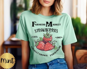 トップス R&D.M.Co- HAND PICKED STRAWBERRY TEE Fresh Hand Picked Strawberry Farm T-shirt | Vintage Fruit