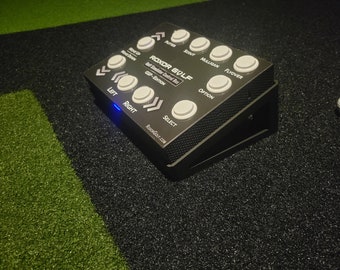 Roxor Wireless Golf Simulator Control Box With Stand. GSP-TB