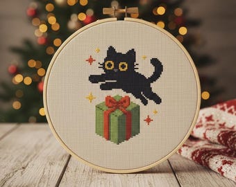 Cross Stitch Pattern Cat, Christmas Small Easy Chart for Beginners, Framed Funny Cat