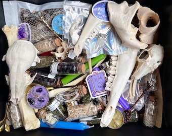 Oddities and Herbs Witch Confetti