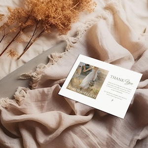 Cartão de agradecimento para convidados de casamento nas montanhas, cartões de gratidão para impressão com foto personalizada, agradecimento minimalista, modelo de cartão editável