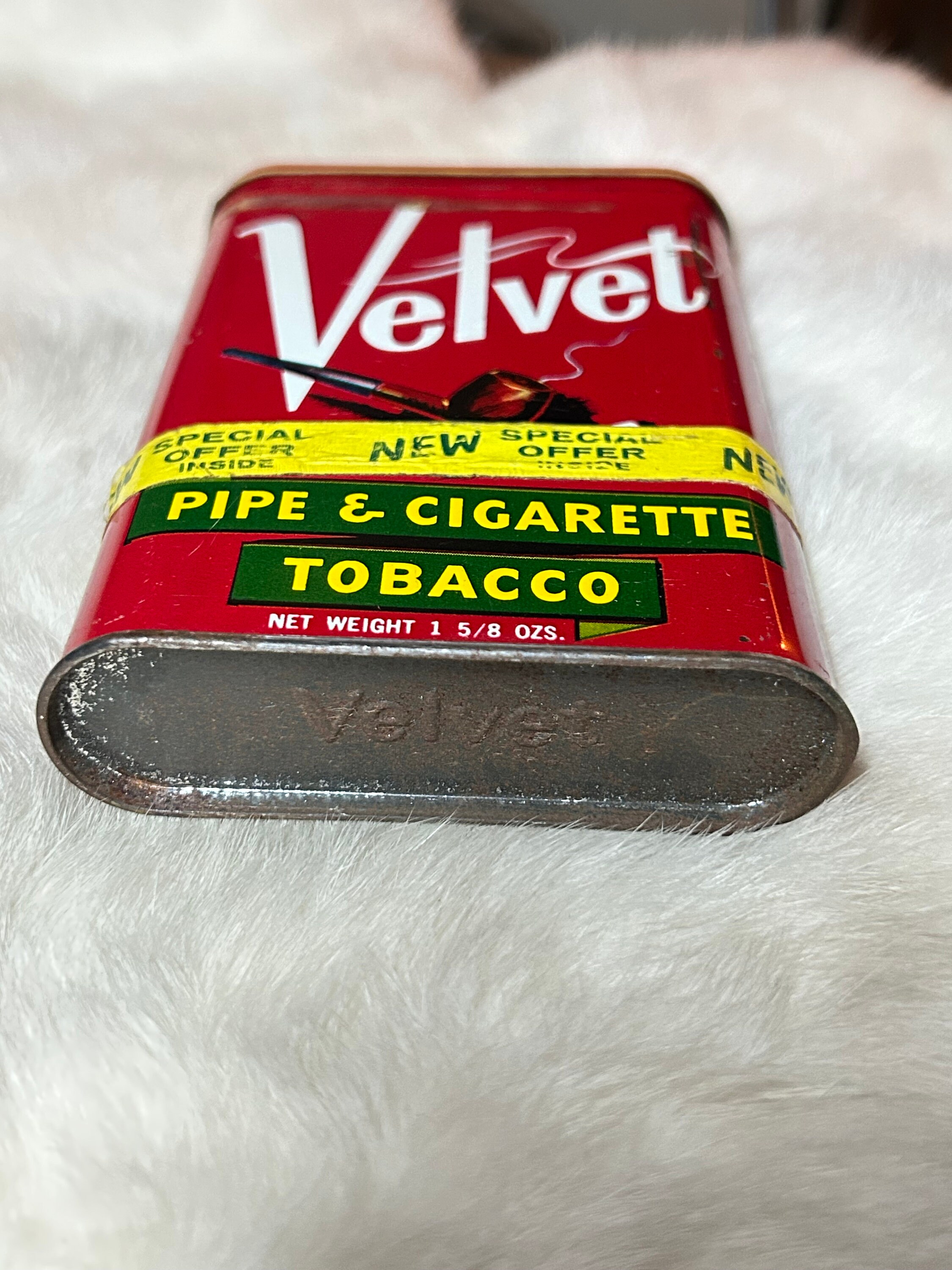Vintage 50s Velvet Pipe & Cigarette Tobacco tin/packaging 1