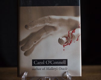 Vintage 1996 “Killing Critics” by Carol O’Connell SIGNED First Edition Hardcover Novel.