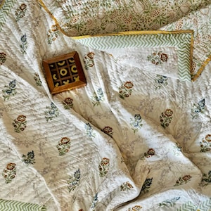 Tuscan Sun Handcrafted Reversible Cloud Comforter