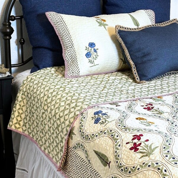 Iris Queen Cotton Quilt