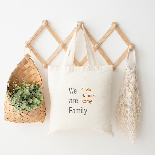 Tasche "We are Family" personalisiert  mit Namen Jutetasche, Shopper, individuell mit Name personalisiert, Einkaufstasche, Geschenk