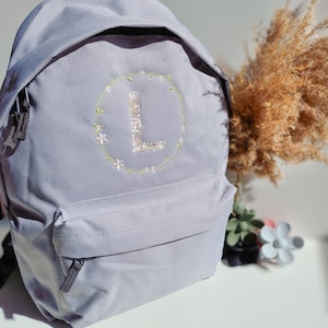 Rucksack L mit Anfangsbuchstabe, Name personalisiert, Tasche mit Name, Geschenk, Geburtstagsgeschenk, Muttertagsgeschenk