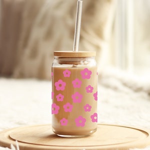 Daisy Glass Tumbler with Lid & Straw: Floral Beer Can Glass