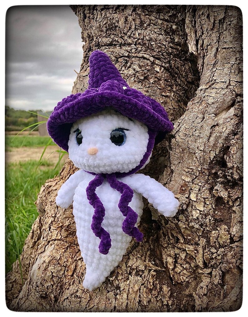 Baby Ghost Boo Crochet Pattern, Pdf File in English and Spanish