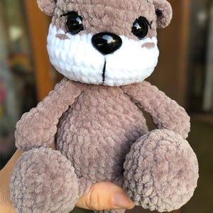 Schema all&#39;uncinetto per Baby Otter, cucitura bassa, file PDF in inglese, francese, spagnolo, lontra all&#39;uncinetto Amigurumi