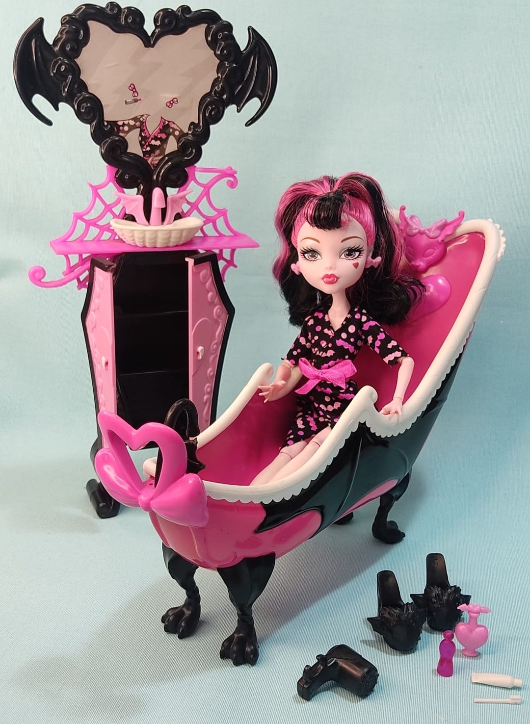 Monster High Draculaura Powder Room - Etsy