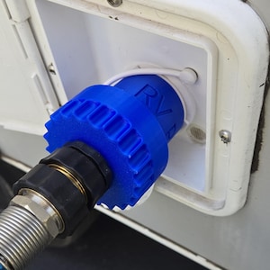 RV RapidFill™ RV、キャンピングカー、旅行トレーラー用淡水タンク充填ホースアダプター - ハンズフリー、特許出願中