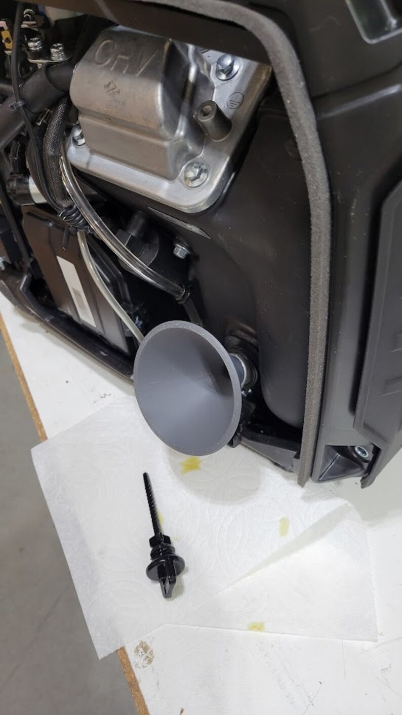 Oil Change Funnel for Champion Generator 200961 2500-watt Dual Fuel - Etsy