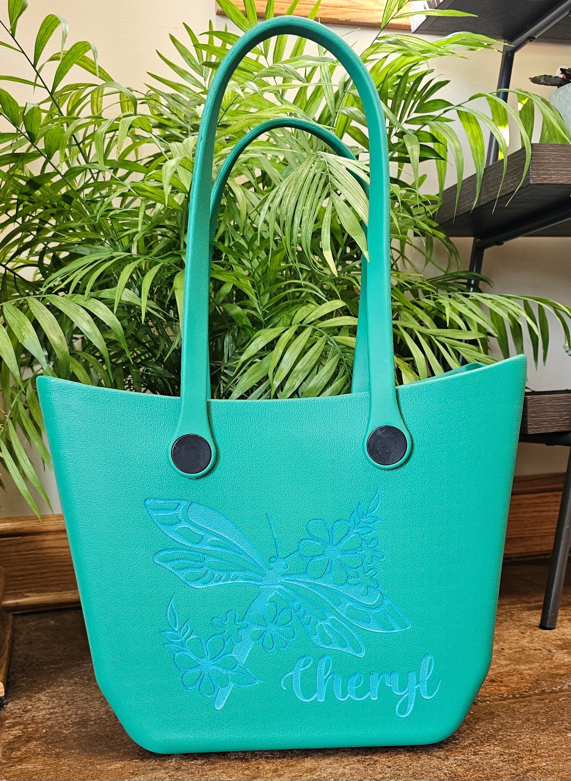 Vira Versa - Personalized Design