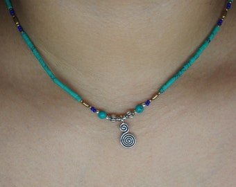 Collier Turquoise Tibétain, collier en pierre précieuse, fait à la main au Népal.