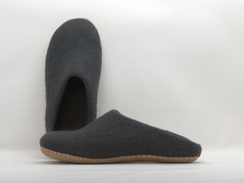 slippers/slippers/felt, handmade with New Zealand wool, merino wool, leather sole, anti bacterial image 6