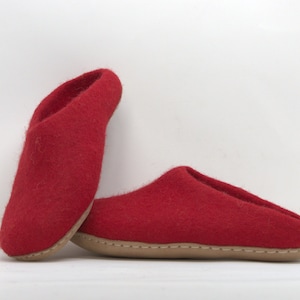 slippers/slippers/felt, handmade with New Zealand wool, merino wool, leather sole, anti bacterial image 3