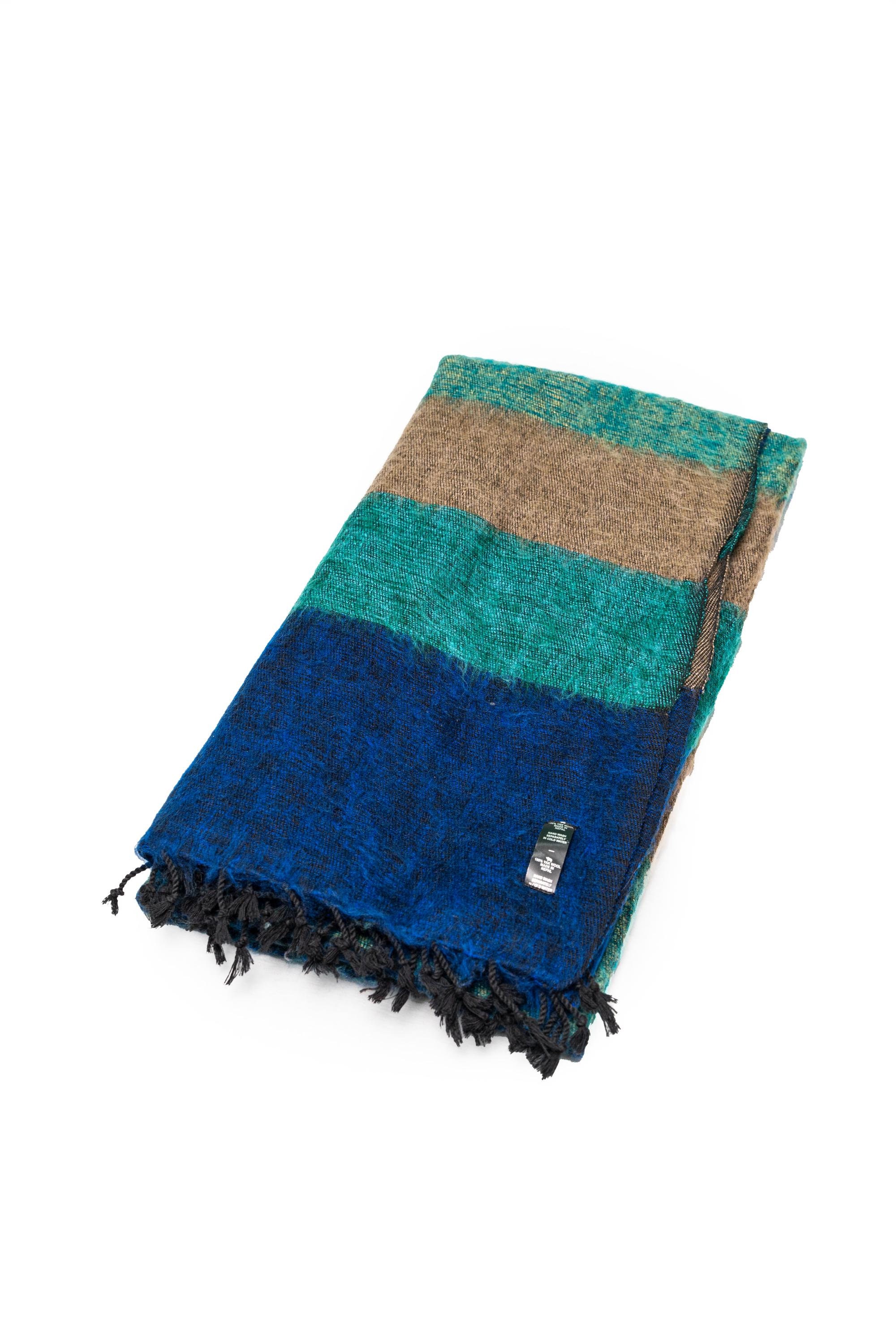 Handwoven yak wool blanket, sofa blanket, meditation blanket, handmade gift.