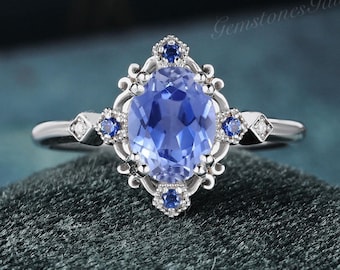 Vintage Oval Shape Blue Sapphire Engagement Ring Art deco cornflower sapphire Ring White Gold Anniversary Gift Halo birthstone wedding ring