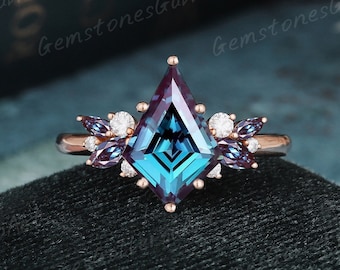 Vintage Alexandrite engagement ring kite cut wedding ring rose gold art deco marquise cut alexandrite ring moissanite wedding ring cluster