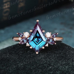 Vintage Alexandrite engagement ring kite cut wedding ring rose gold art deco marquise cut alexandrite ring moissanite wedding ring cluster